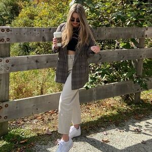 beige pants from h&m!